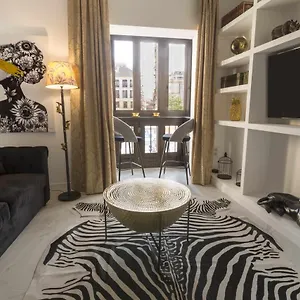 https://the-clock-house-luxury-urban-suites.1costadelsol.com